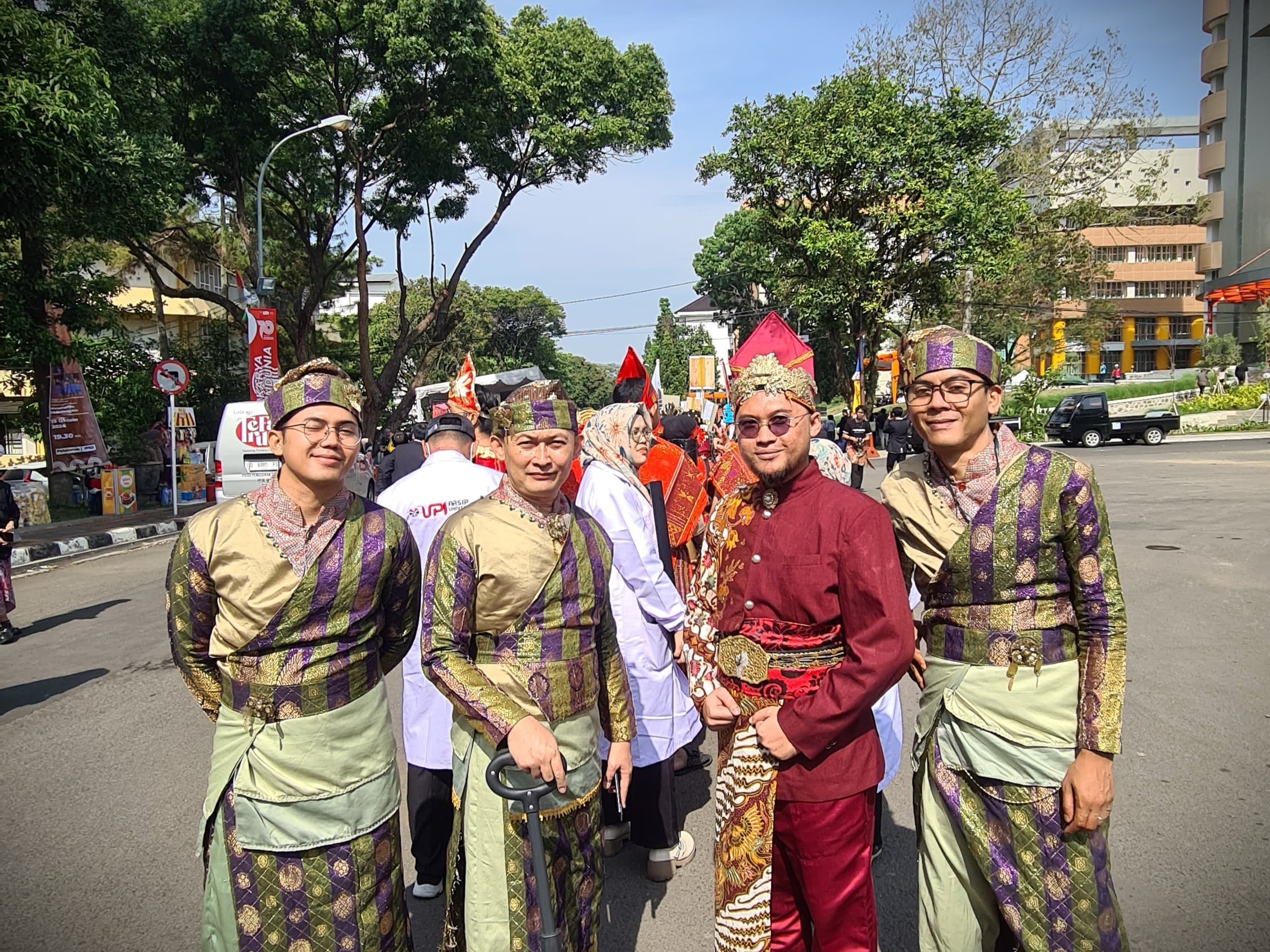 Kemeriahan Karnaval Dies Natalis UPI ke-70